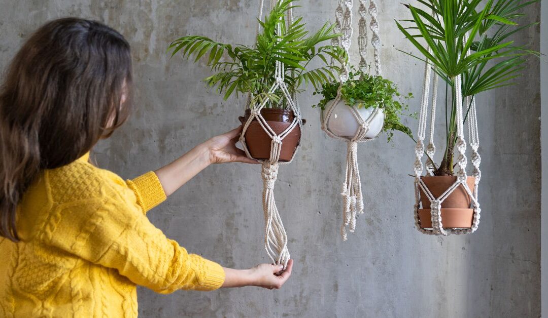 Struggling with DIY Projects? How Paracord & Macramé Can Make Your Crafts Easier and More Stylish